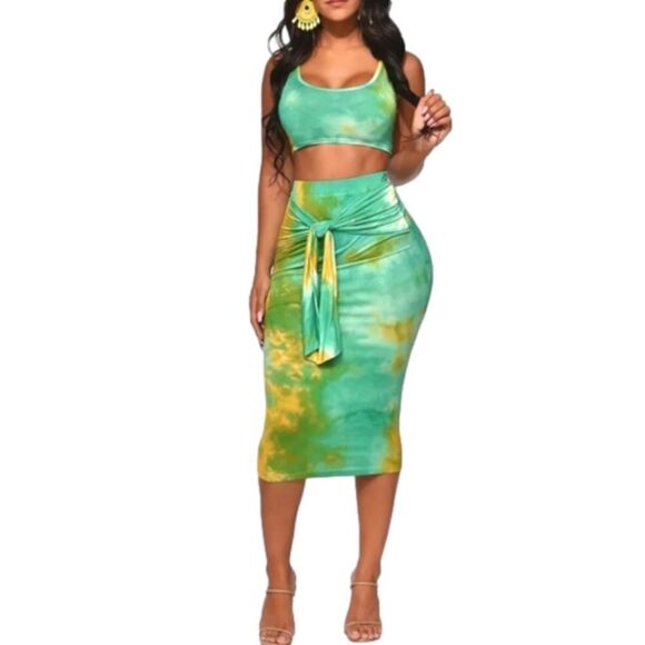 Tie-dye 2pc skirt set size Large - Picture 1 of 3